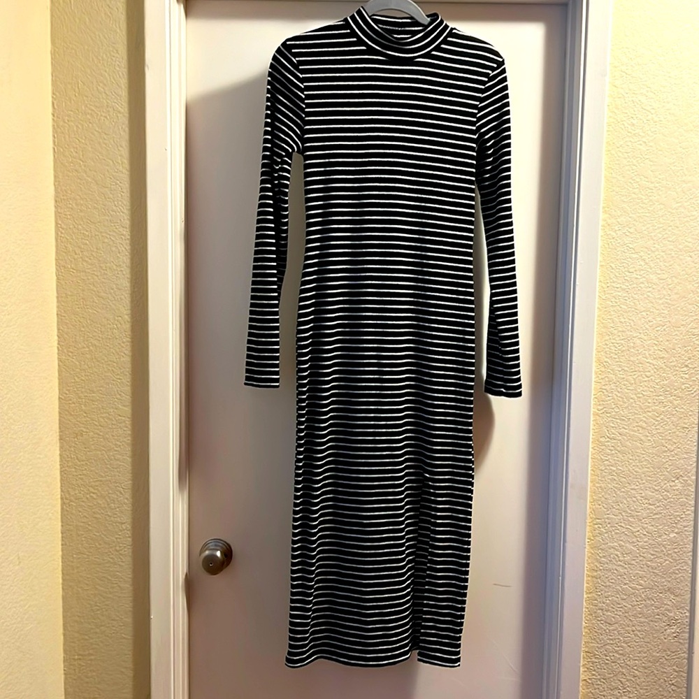 Wild Fable Fitted Maxi Dress M